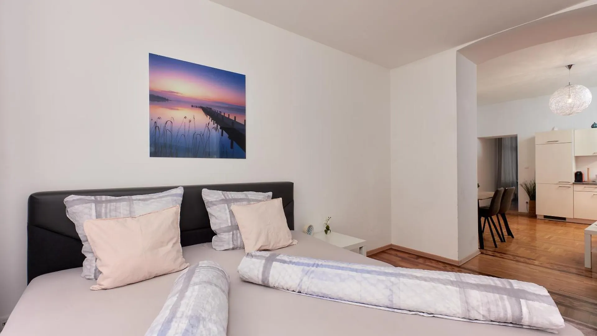 Schonbrunn Palace Apartments Free Parking And 24H Check-In Vienna