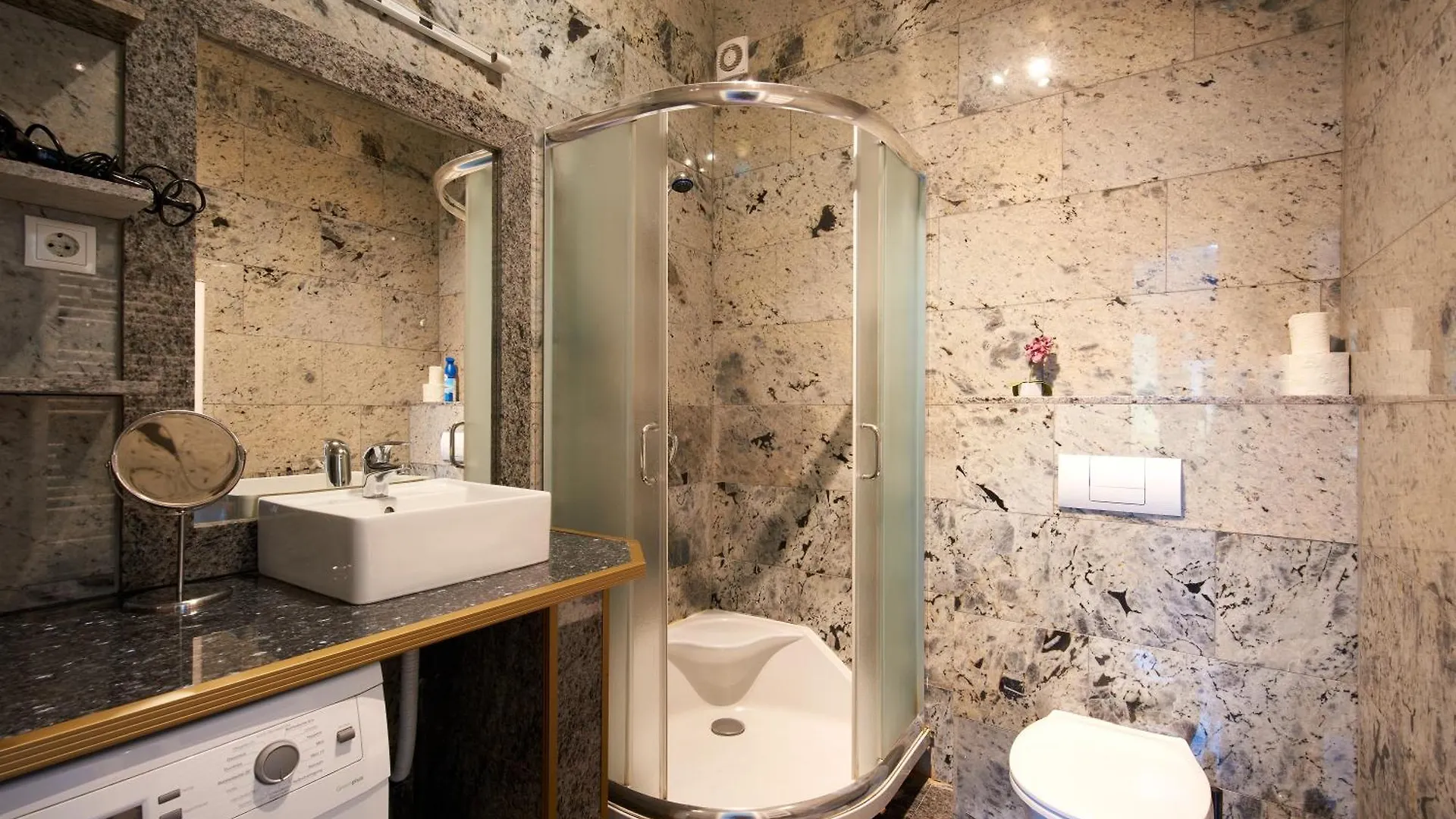 Schonbrunn Palace Apartments Free Parking And 24H Check-In Vienna